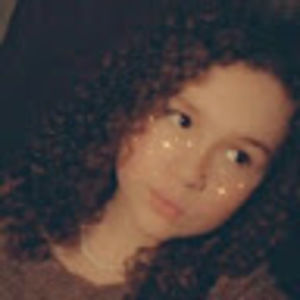 Meet your Posher, Alexia